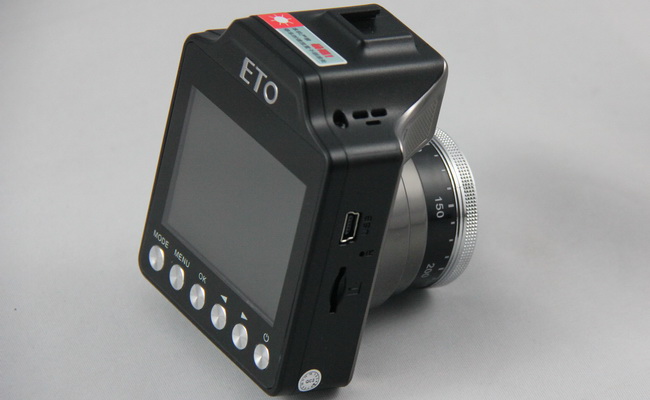 易圖M121預(yù)警記錄一體機 易圖M121預(yù)警記錄一體機