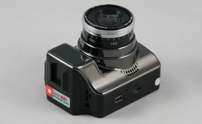 易圖M121預(yù)警記錄一體機 易圖M121預(yù)警記錄一體機